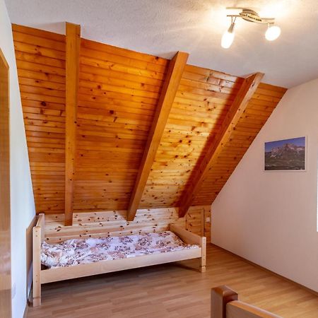 Guesthouse Wolf Zabljak  Ngoại thất bức ảnh