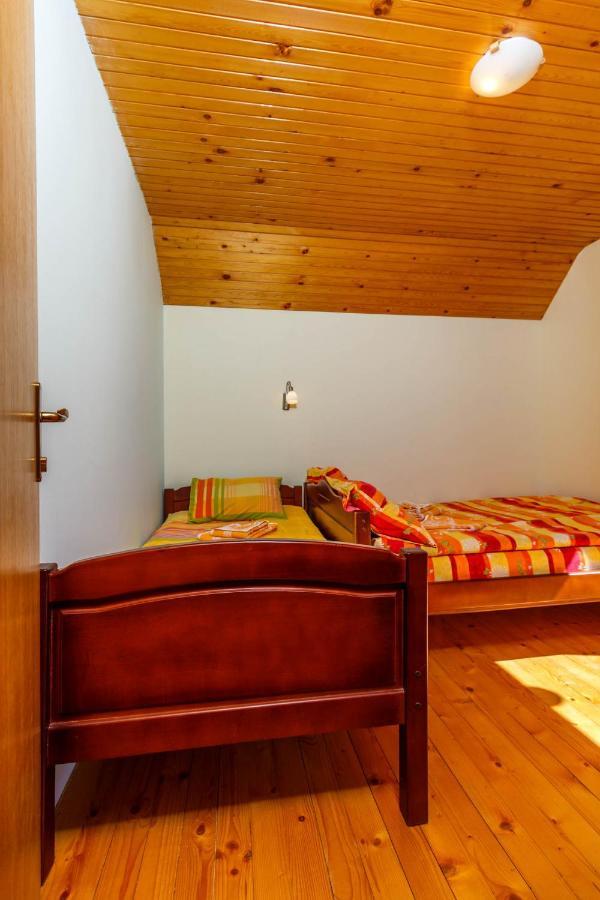 Guesthouse Wolf Zabljak  Ngoại thất bức ảnh