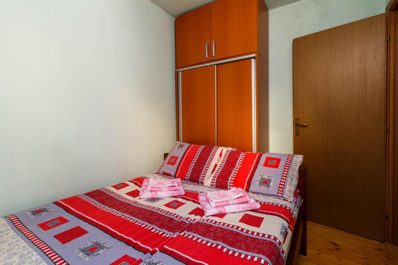 Guesthouse Wolf Zabljak  Ngoại thất bức ảnh