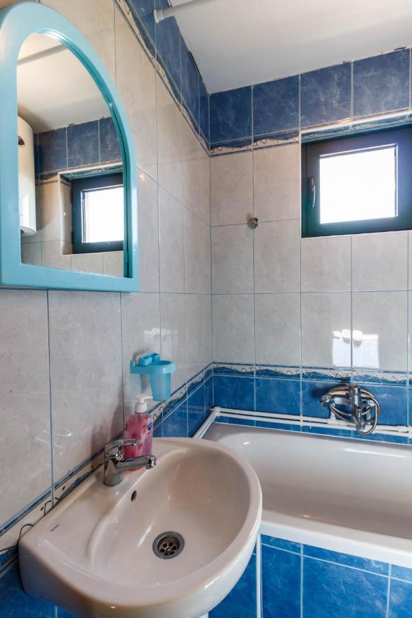 Guesthouse Wolf Zabljak  Ngoại thất bức ảnh