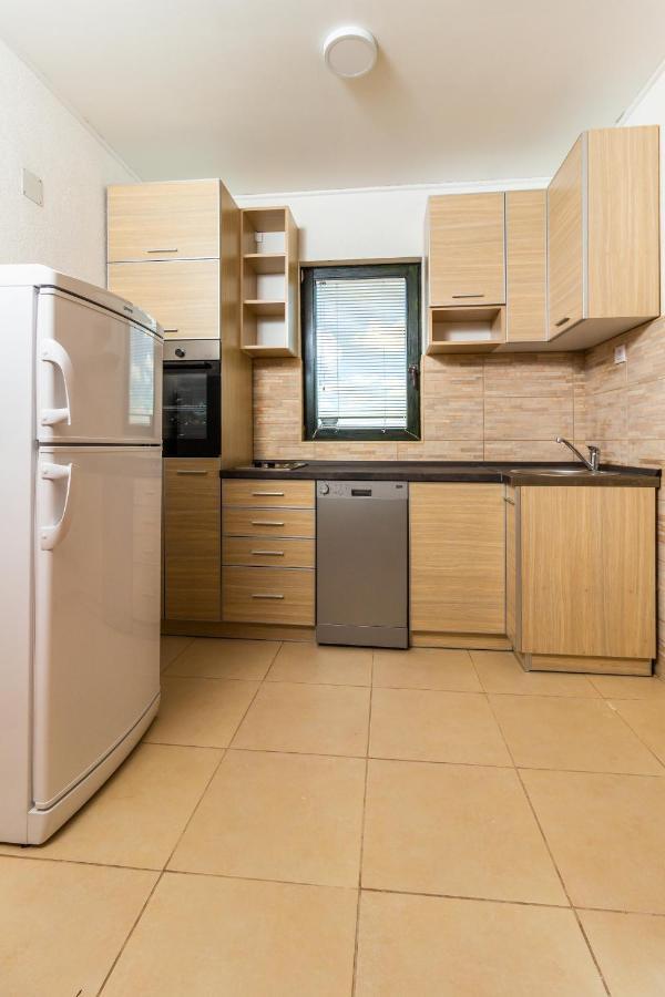 Guesthouse Wolf Zabljak  Ngoại thất bức ảnh