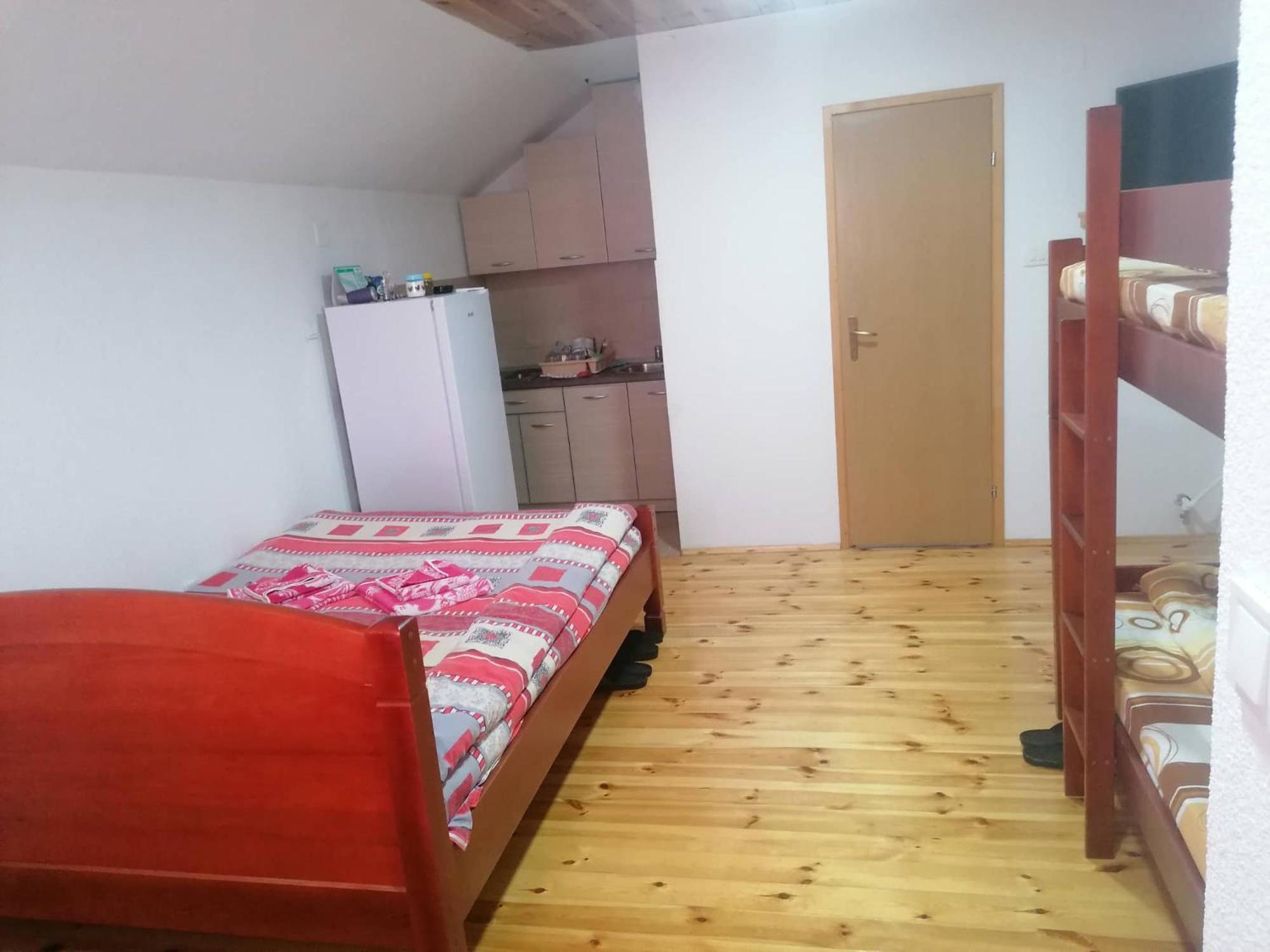 Guesthouse Wolf Zabljak  Ngoại thất bức ảnh