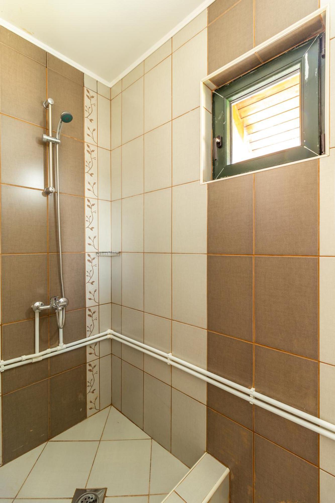 Guesthouse Wolf Zabljak  Ngoại thất bức ảnh